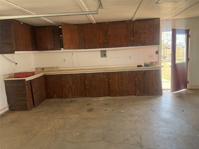 112 S Franklin Avenue, Aspermont, TX 79502