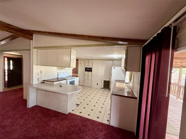 112 S Franklin Avenue, Aspermont, TX 79502