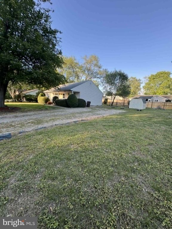 Image 22 of property listing at 125 SHAMROCK DR, Salisbury, MD 21804
