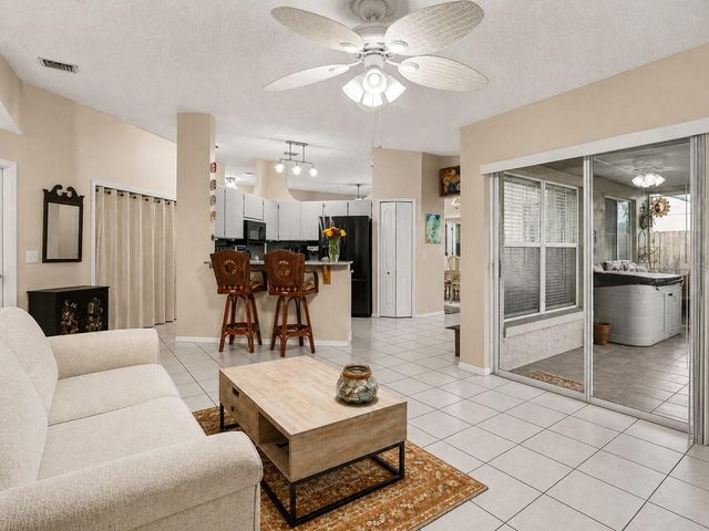 5729 DELANO LANE, Orlando, FL 32821