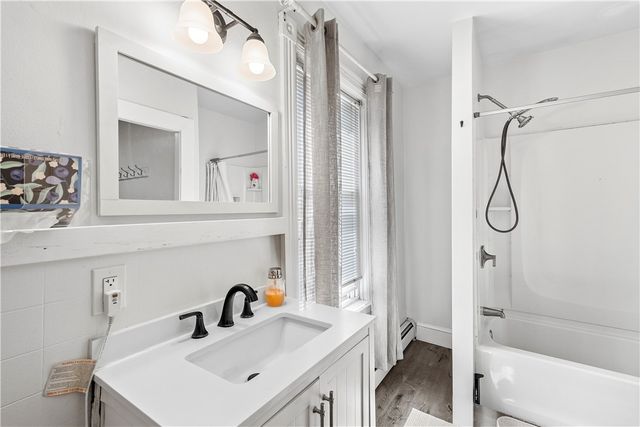 574 Central Avenue, Pawtucket, RI 02861