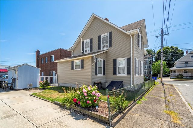 574 Central Avenue, Pawtucket, RI 02861