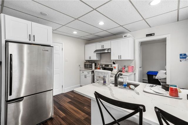 574 Central Avenue, Pawtucket, RI 02861