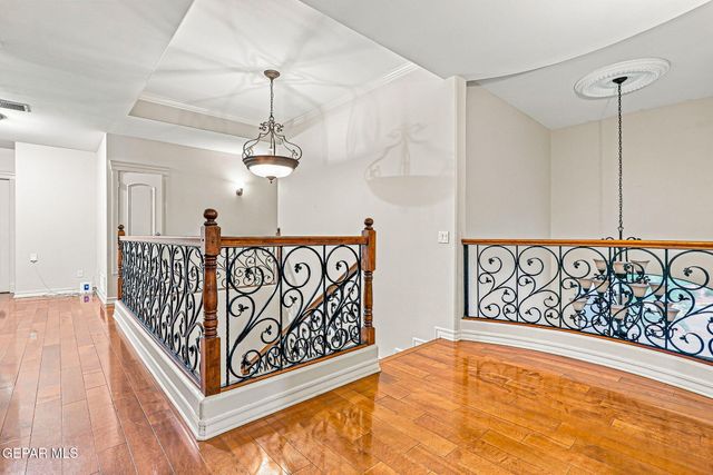 1201 CALLE LAGO Drive, El Paso, TX 79912