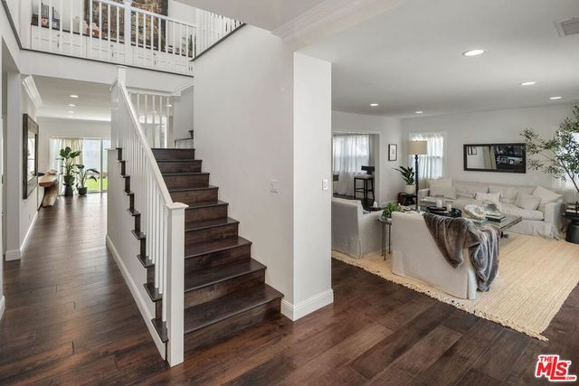 2415 S Beverly Drive, Los Angeles, CA 90034