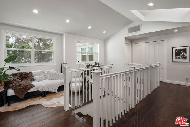 2415 S Beverly Drive, Los Angeles, CA 90034