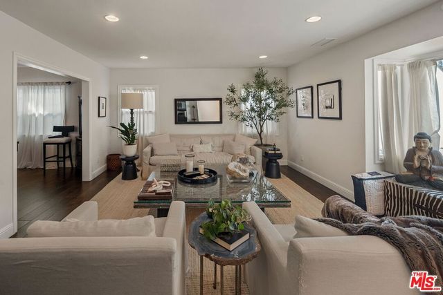 2415 S Beverly Drive, Los Angeles, CA 90034