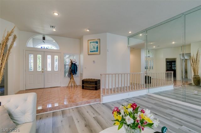 7813 Waterfalls Avenue, Las Vegas, NV 89128