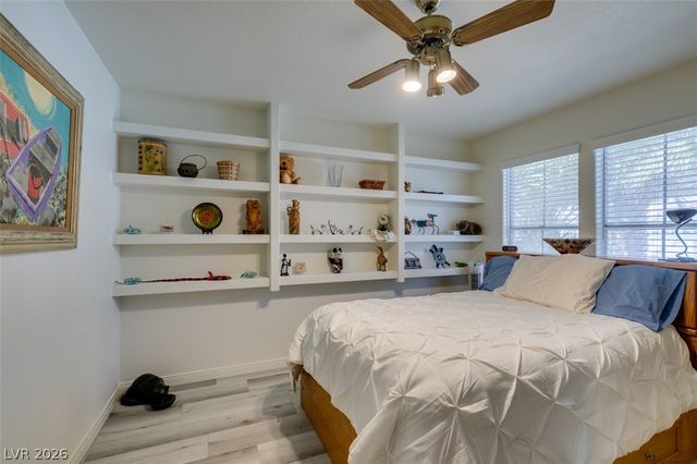 7813 Waterfalls Avenue, Las Vegas, NV 89128