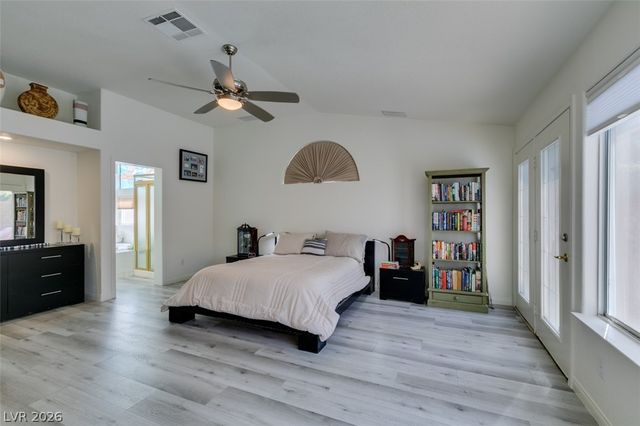 7813 Waterfalls Avenue, Las Vegas, NV 89128
