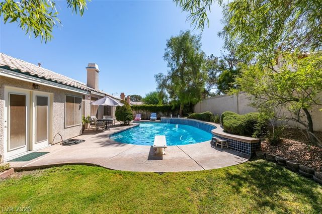 7813 Waterfalls Avenue, Las Vegas, NV 89128