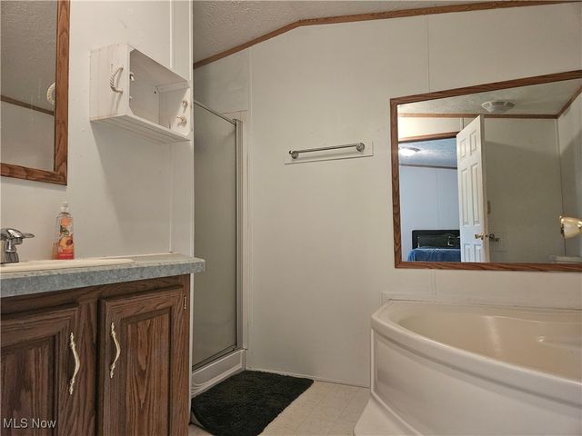 157 W Monroe Circle, Jefferson, OH 44047