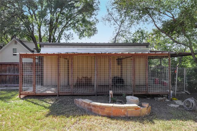 202 Quail Run, Brownwood, TX 76801