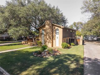 202 Quail Run, Brownwood, TX 76801