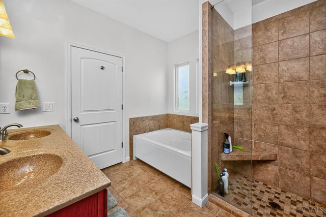 1822 Oak Grove Lane, Hamilton Twp, OH 45039