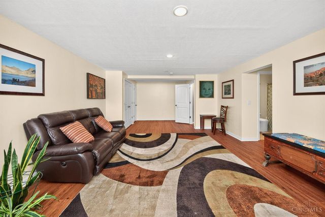 1822 Oak Grove Lane, Hamilton Twp, OH 45039