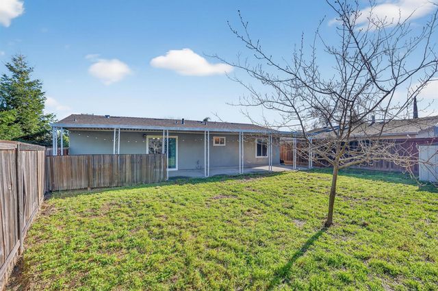 5640 Casa Grande Ave, Rocklin, CA 95677