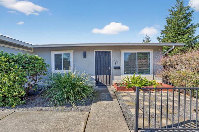 5640 Casa Grande Ave, Rocklin, CA 95677