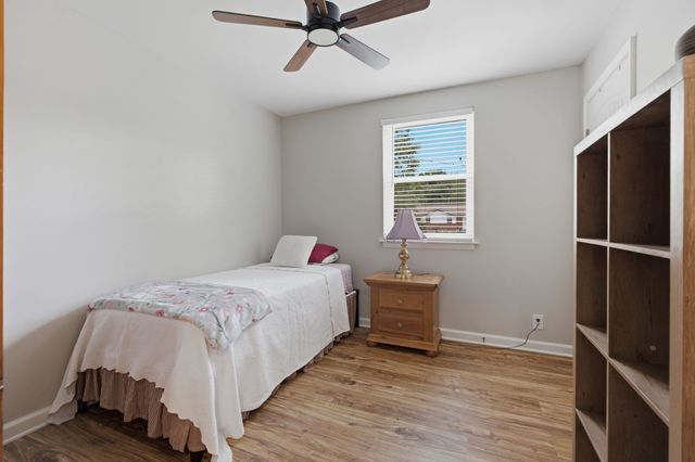 612 Wilkinson Ln, White House, TN 37188