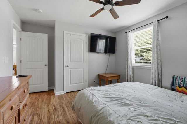 612 Wilkinson Ln, White House, TN 37188