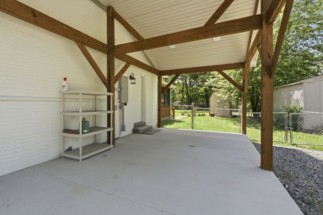 612 Wilkinson Ln, White House, TN 37188