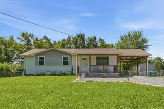 612 Wilkinson Ln, White House, TN 37188