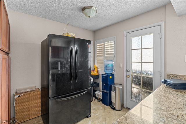 1972 Weenap Drive, Las Vegas, NV 89108