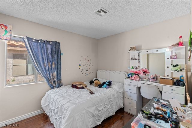 1972 Weenap Drive, Las Vegas, NV 89108