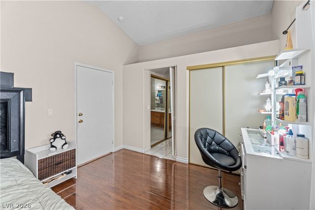 1972 Weenap Drive, Las Vegas, NV 89108