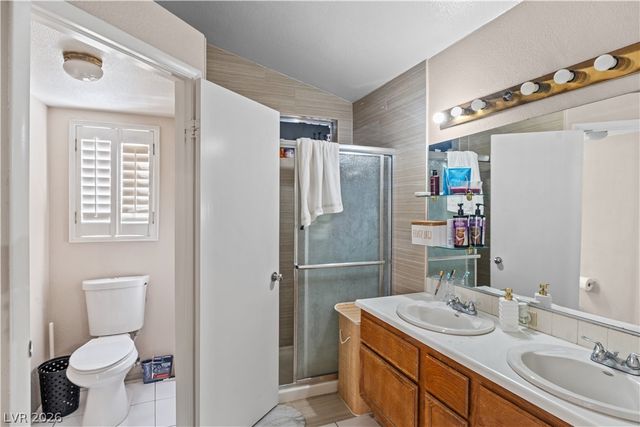 1972 Weenap Drive, Las Vegas, NV 89108