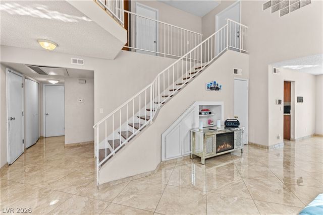 1972 Weenap Drive, Las Vegas, NV 89108