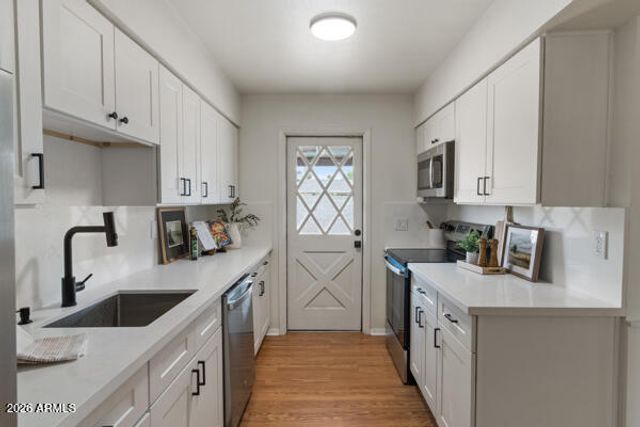 1239 W 11TH Street, Tempe, AZ 85281