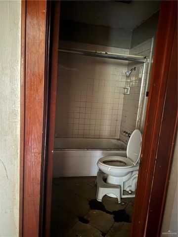 800 S Kansas Avenue, Weslaco, TX 78596