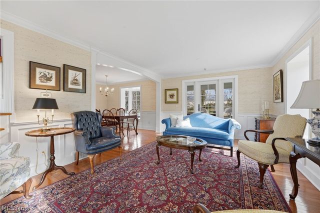 2033 Red Coach Road NW, North Canton, OH 44720