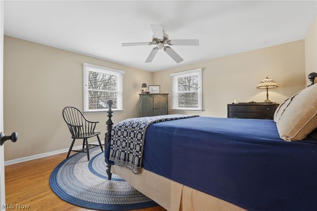 2033 Red Coach Road NW, North Canton, OH 44720