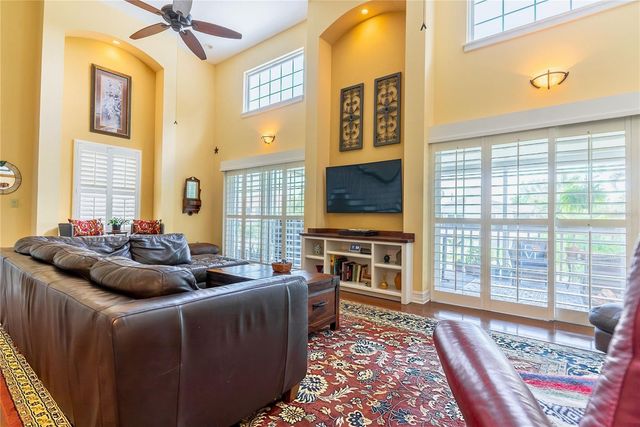 14 BAYWOOD DRIVE, Palm Harbor, FL 34683