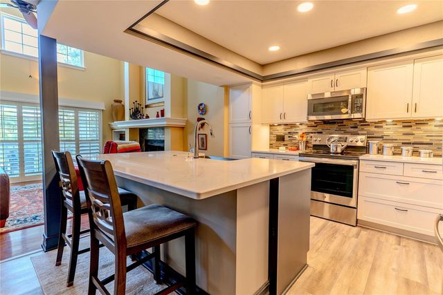 14 BAYWOOD DRIVE, Palm Harbor, FL 34683