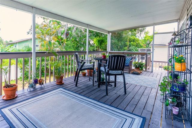 14 BAYWOOD DRIVE, Palm Harbor, FL 34683