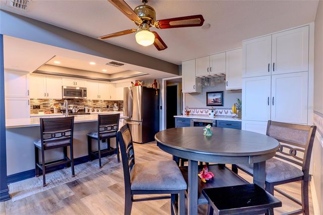 14 BAYWOOD DRIVE, Palm Harbor, FL 34683