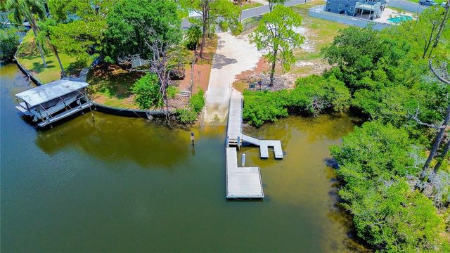 14 BAYWOOD DRIVE, Palm Harbor, FL 34683