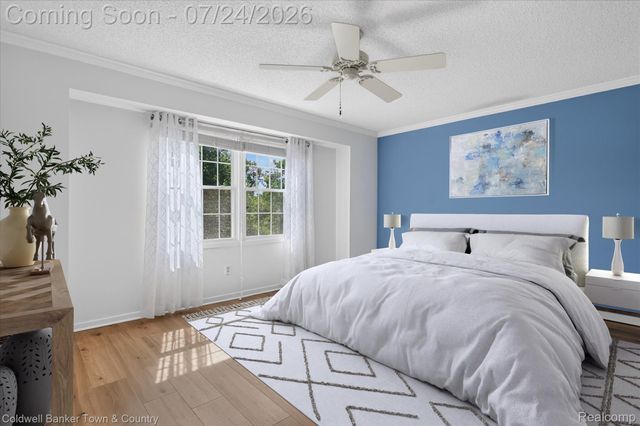 41703 Kirkwood Drive, Novi, MI 48377