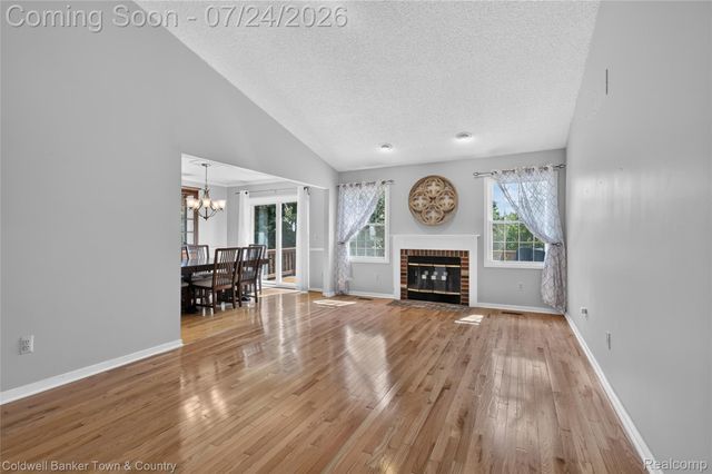 41703 Kirkwood Drive, Novi, MI 48377