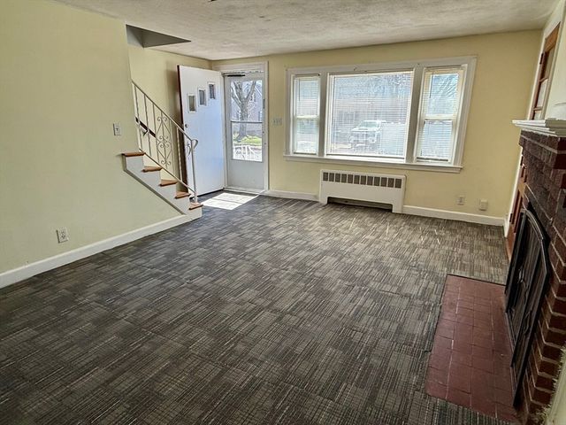 27 Hartwell Street, Waltham, MA 02453