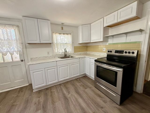 27 Hartwell Street, Waltham, MA 02453