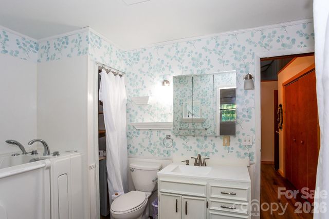 261 Black Pine Road, Newland, NC 28657