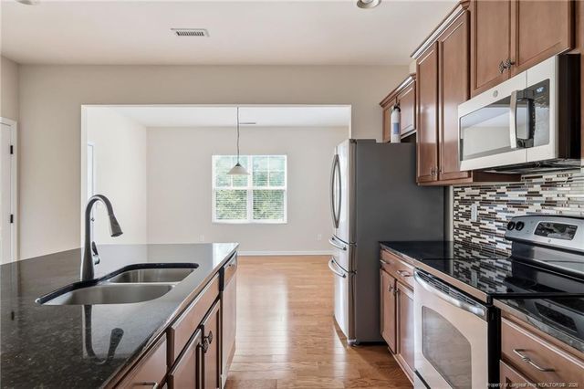 910 Highgrove Drive, Spring Lake, NC 28390