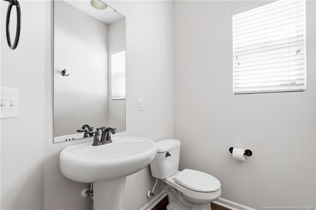 910 Highgrove Drive, Spring Lake, NC 28390