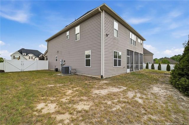 910 Highgrove Drive, Spring Lake, NC 28390