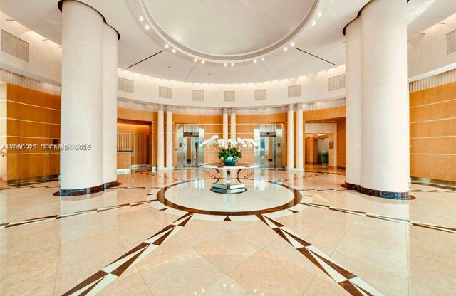 2127 Brickell Ave 1505, Miami, FL 33129