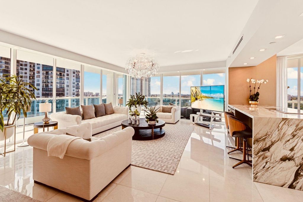 Image 14 of property listing at 2127 Brickell Ave 1505, Miami, FL 33129